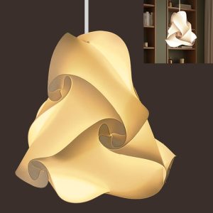 Lampe Suspension SB09 forme pyramide triangulaire Habilis Deco